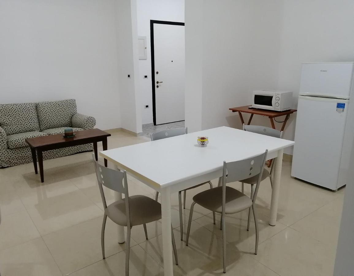 ليتشي Mazzini Guest House المظهر الخارجي الصورة